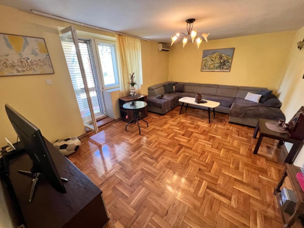 Central Park Apartment Podgorica Exterior photo